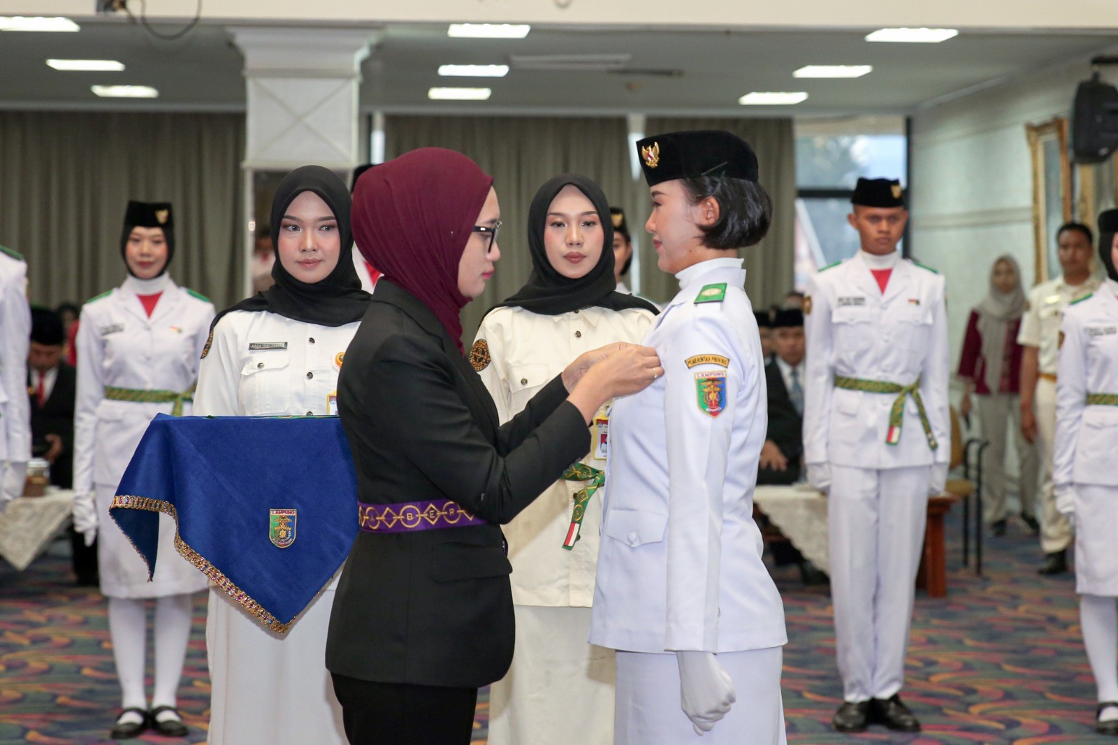 Pemprov Lampung Kukuhkan Pasukan Pengibar Bendera Pusaka Provinsi Lampung Tahun 2025 yang akan Bertugas pada Upacara HUT RI ke- 80