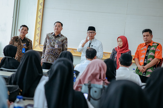 TINJAU PELAKSANAAN UJI KOMPETENSI GURU, PEMPROV LAMPUNG DORONG PENINGKATAN MUTU PENDIDIKAN MENUJU INDONESIA EMAS 2045